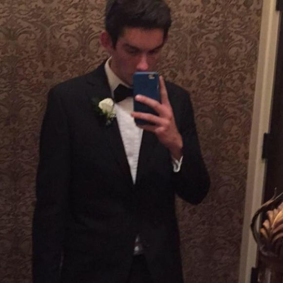 Meet your Posher, Josh - Picture 1 of 1